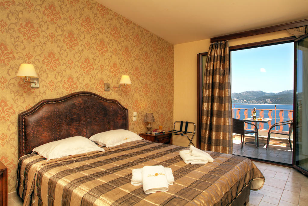 Hotel Tesoro ニキアナ 部屋 写真